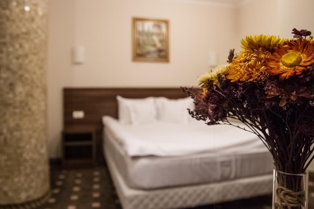 Hotel Hermes Άλμπα Ιούλια Εξωτερικό φωτογραφία