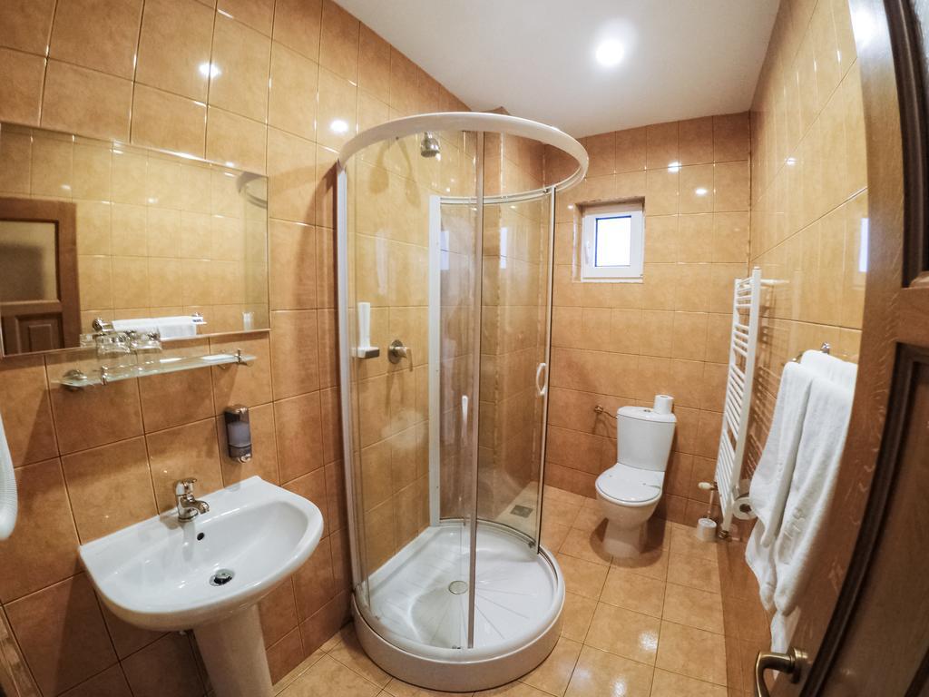 Hotel Hermes Άλμπα Ιούλια Εξωτερικό φωτογραφία